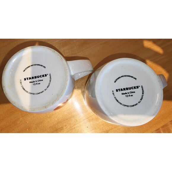 STARBUCKS Coffee Cups Dove & Christmas Mittens 10 Oz. 2011 Holiday Mugs Set of 2 - Picture 7 of 11